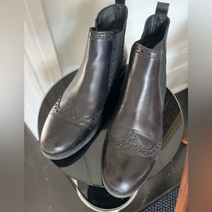 Like New Black Leather Chelsea ankle boots by Ateliers